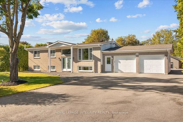 3073 Old Montreal Road, Orleans - Cumberland and Area