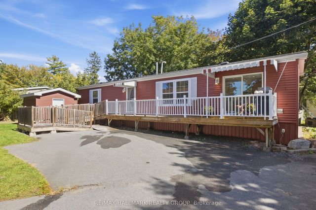 14 Pacific Avenue, Bells Corners and South to Fallowfield