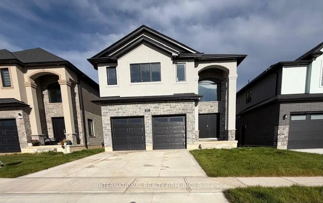 891 Darnley Boulevard Main & Upper, London South