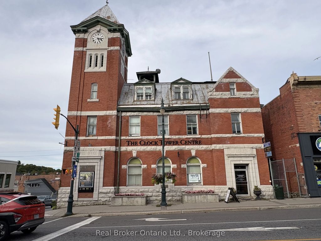 49 Manitoba Street M4, Bracebridge