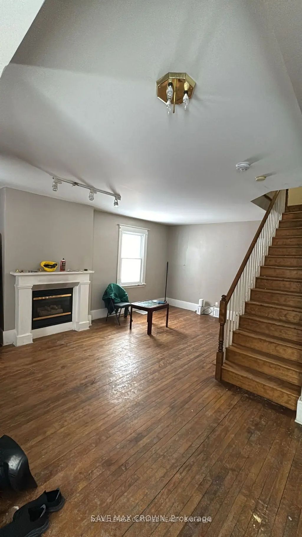 7 Fairbairn Street, Glebe - Ottawa East and Area