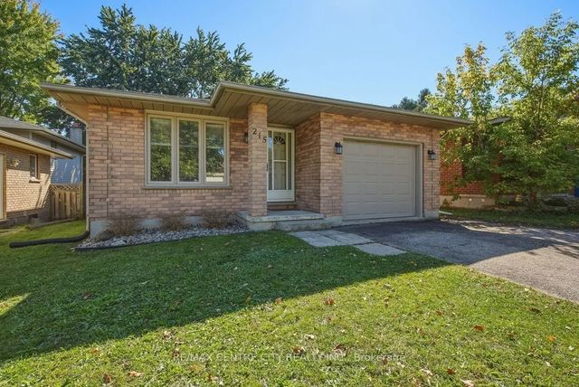 215 Walmer Grove, London North
