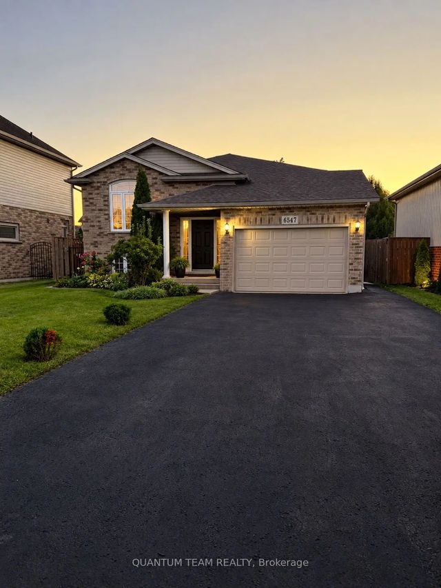 6547 Mary Drive Upper, Niagara Falls