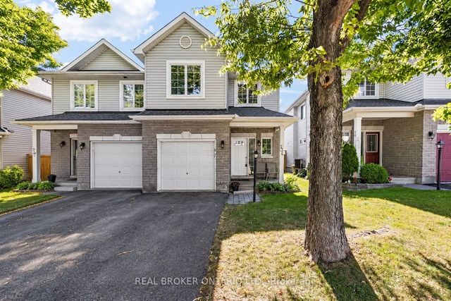 234 Deerfox Drive, Barrhaven