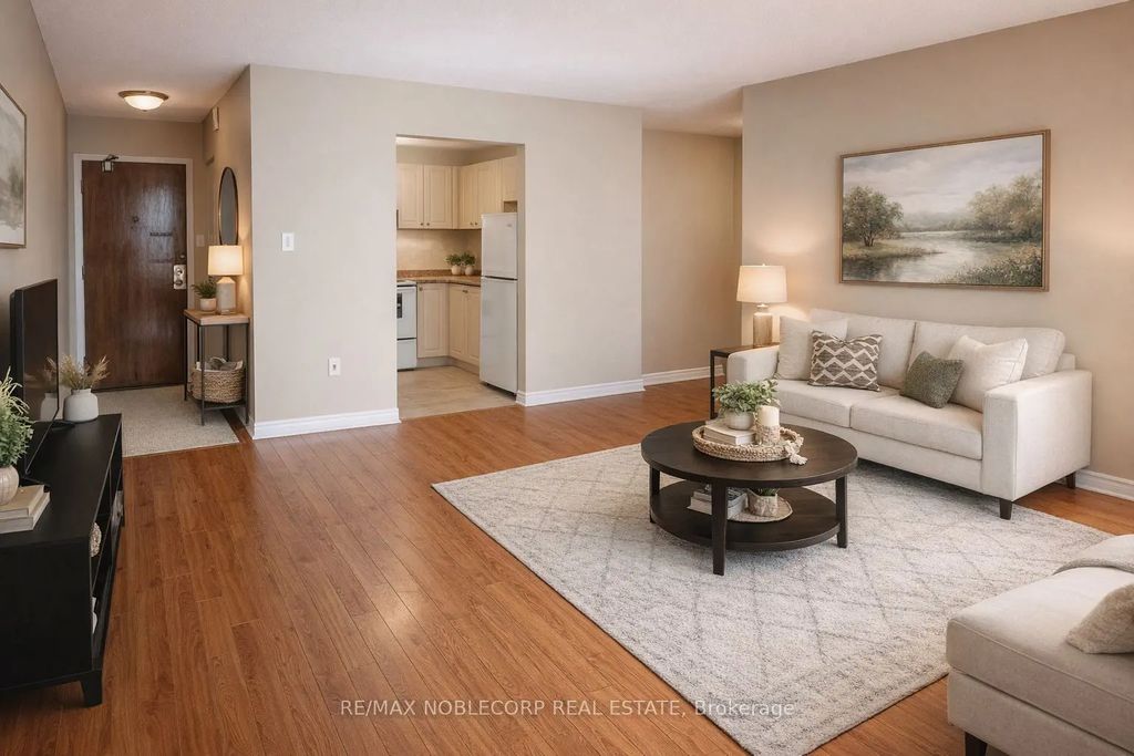 64 Benton Street 901, Kitchener
