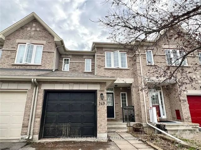 249 Saddlesmith Circle, Kanata