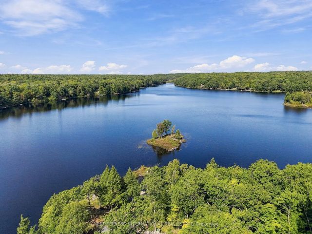 44 Fun Cottage Lane, McDougall