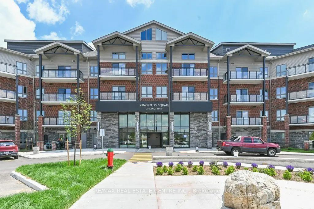 35 Kingsbury Square 319, Guelph