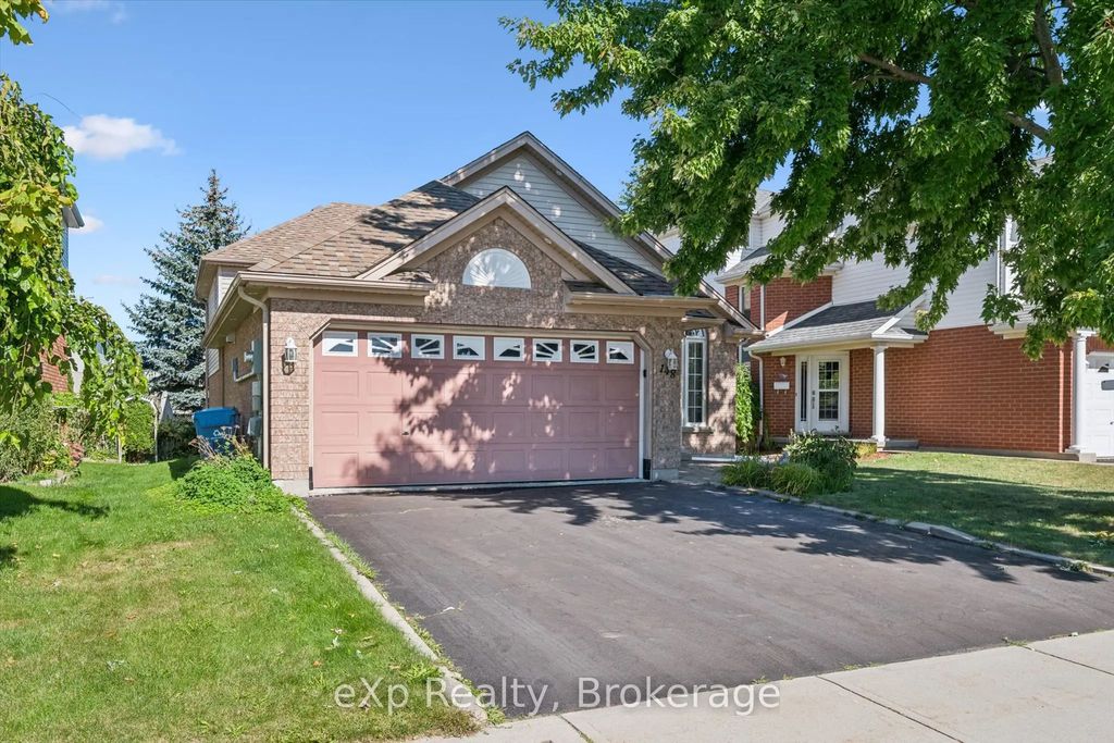 148 Clairfields Drive W, Guelph