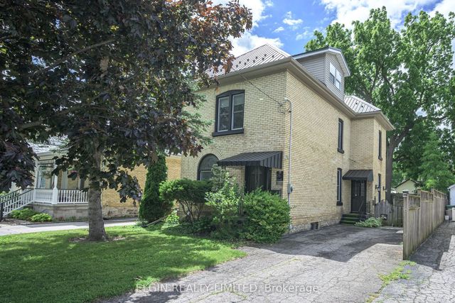 25 Locust Street, St. Thomas
