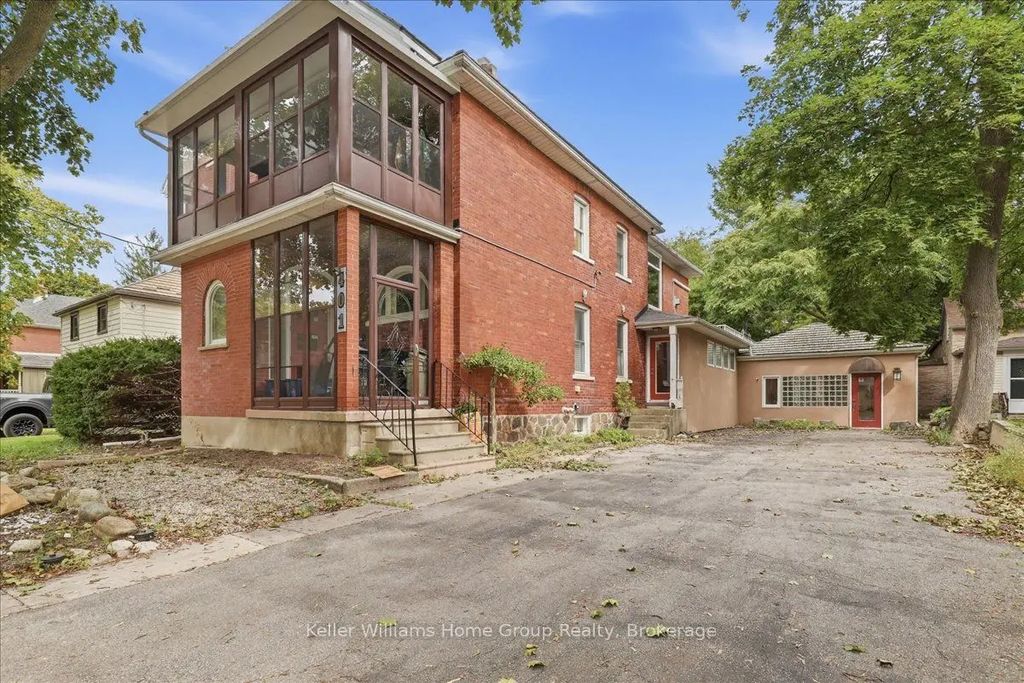 401 Laurel Street, Cambridge