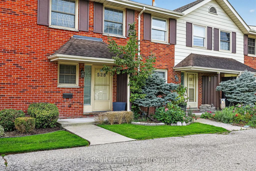 528 Ingersoll Avenue, Woodstock