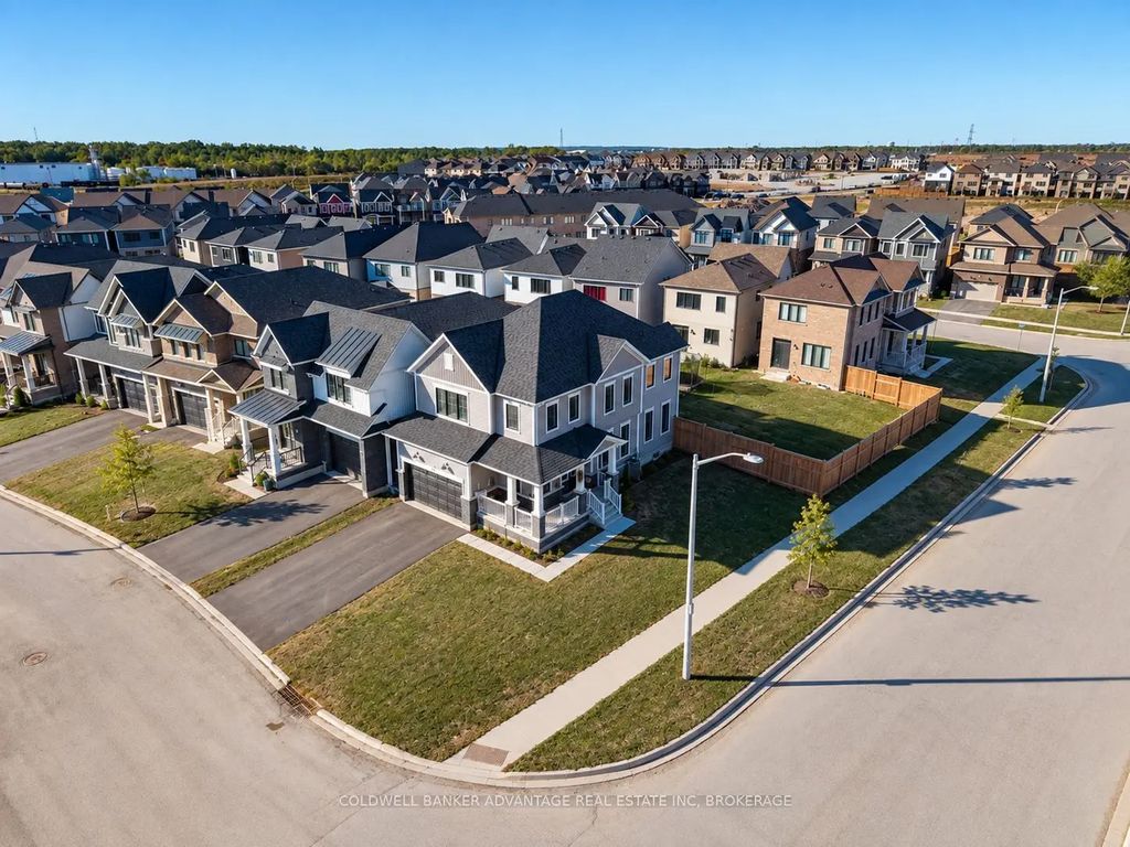 8 Downriver Drive, Welland