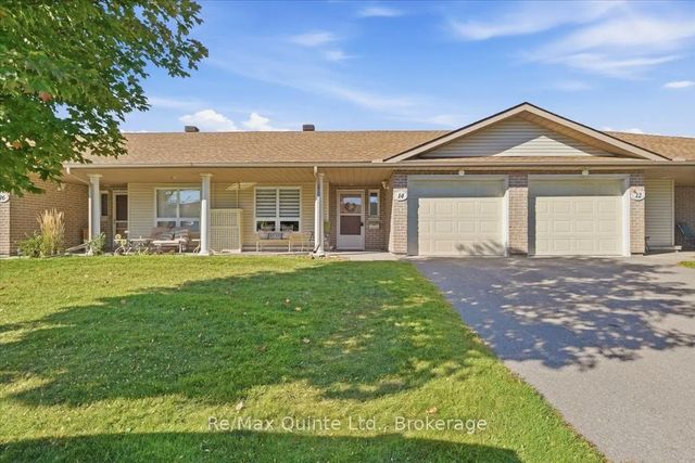 15 Aldersgate Drive 14, Belleville