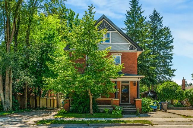 458 Woolwich Street, Guelph
