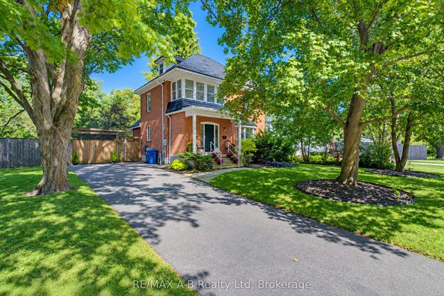 204 Delamere Avenue, Stratford