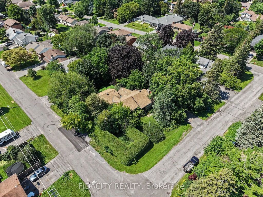 6 Malcolm Place, Meadowlands - Crestview and Area