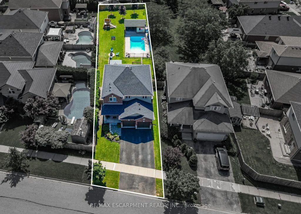 4852 Northgate Crescent, Lincoln