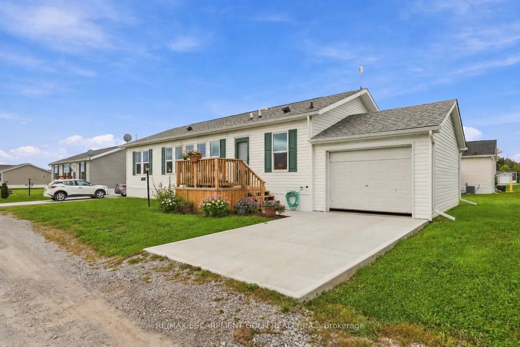 17 Bent Willow Court, Haldimand