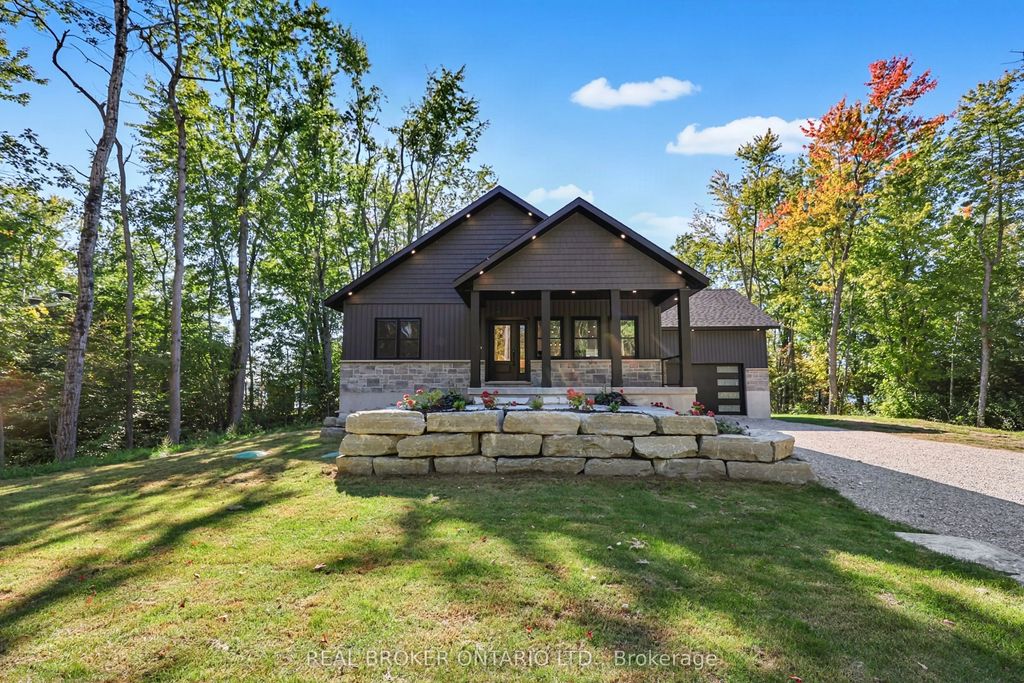 35 Young Street, Kawartha Lakes