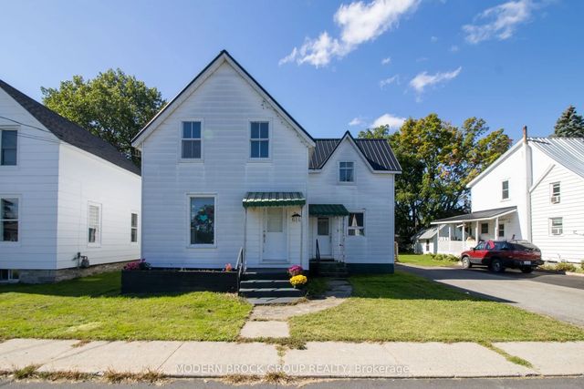 614 East Street, Edwardsburgh/Cardinal