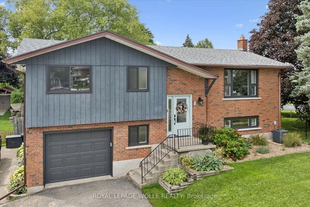 8 Christian Street, Wilmot