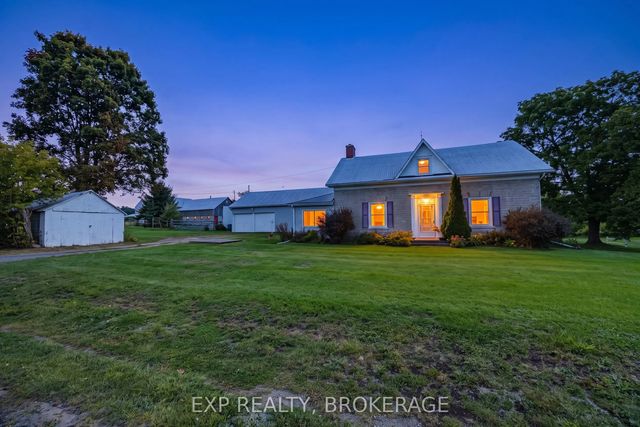 3542 Stagecoach Road, Frontenac