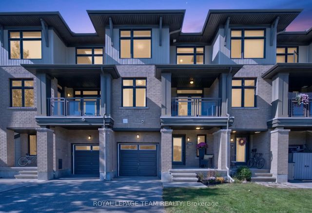 246 Leather Leaf Terrace, Barrhaven