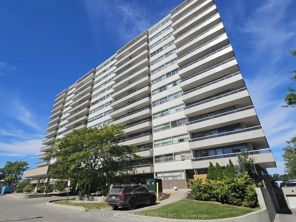 215 Glenridge Avenue 702, St. Catharines