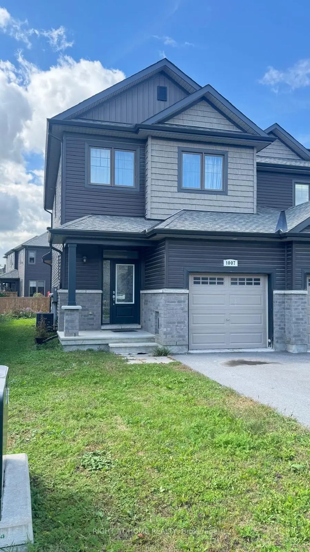 1007 Cedar Creek Drive, Blossom Park - Airport and Area