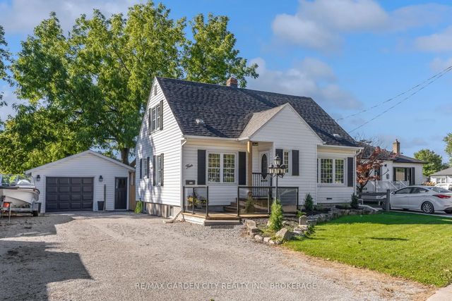 4 Manor Road, St. Catharines