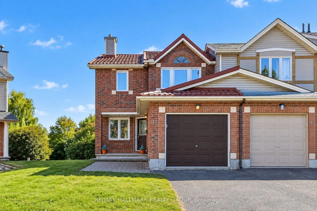 93 Banchory Crescent, Kanata