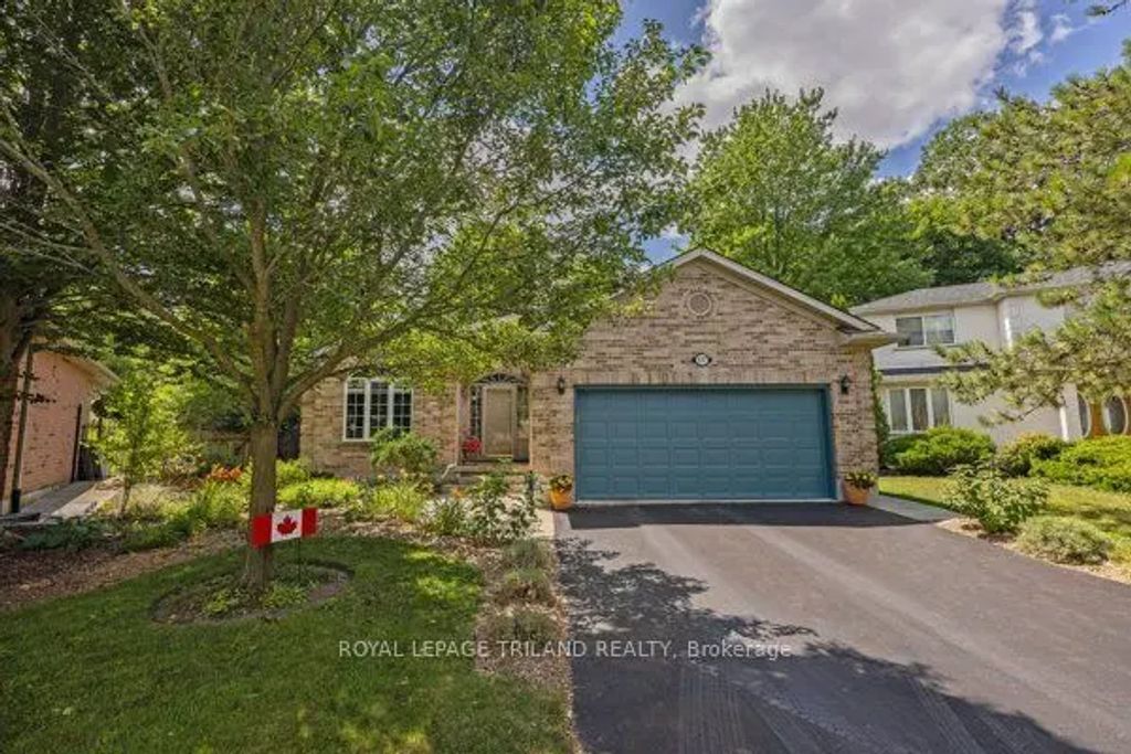 557 Inverness Avenue, London North