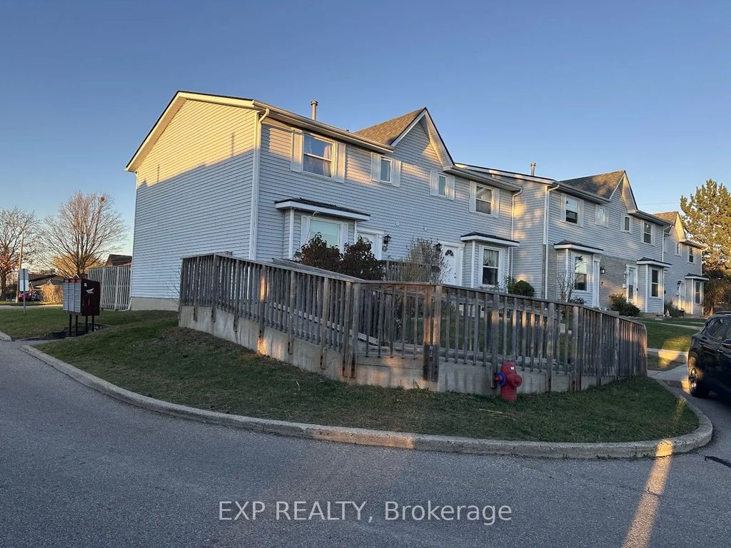 265 Williamsburg Road 31, Kitchener