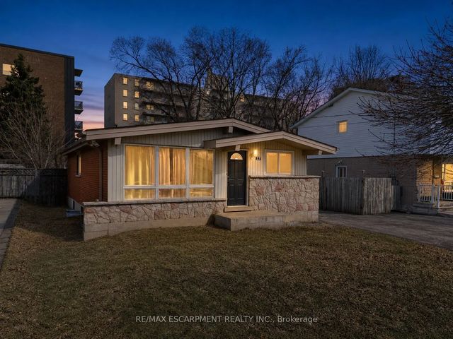 37 Lilacside Drive, Hamilton