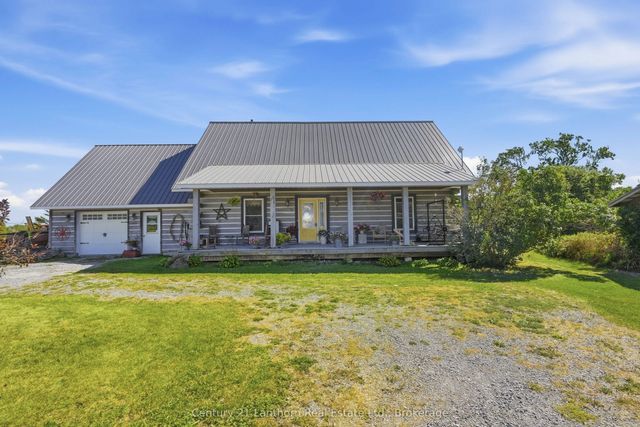 939 Kelly Road, Prince Edward County