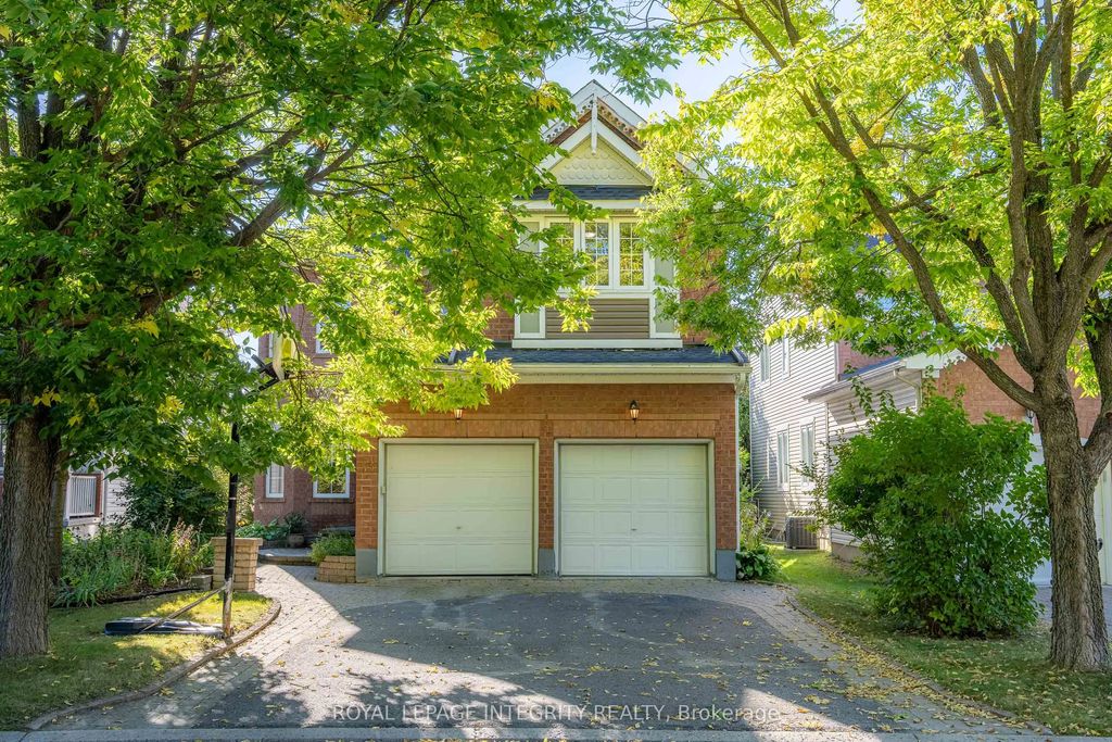 33 Norgold Crescent, Kanata