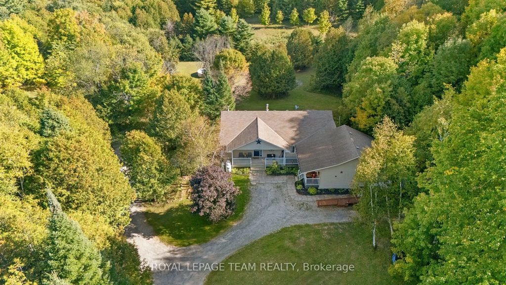 5195 Mcdonald's Corners Road, Lanark Highlands