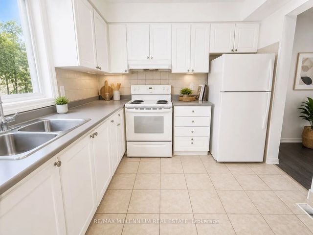 414 Stone Road 1, Guelph