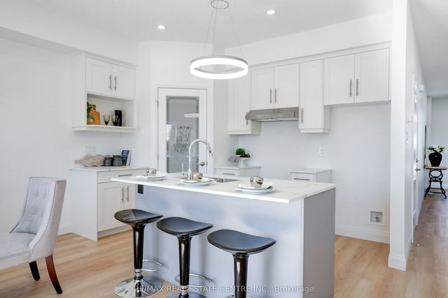 2508 Constance Avenue, London South