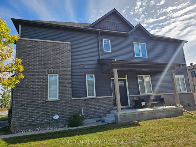 231 Tullaghan Heights, Barrhaven