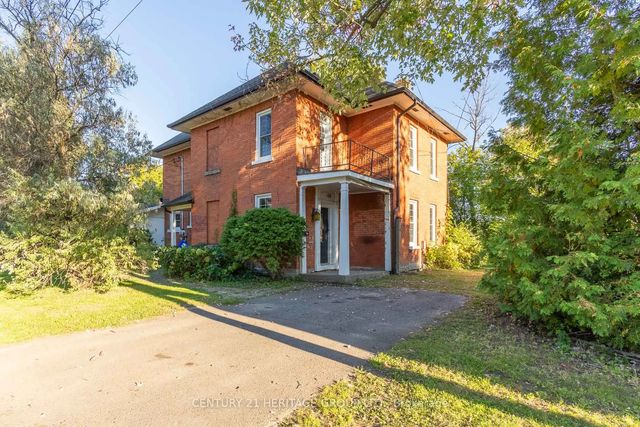 120 Welland Street, Pembroke