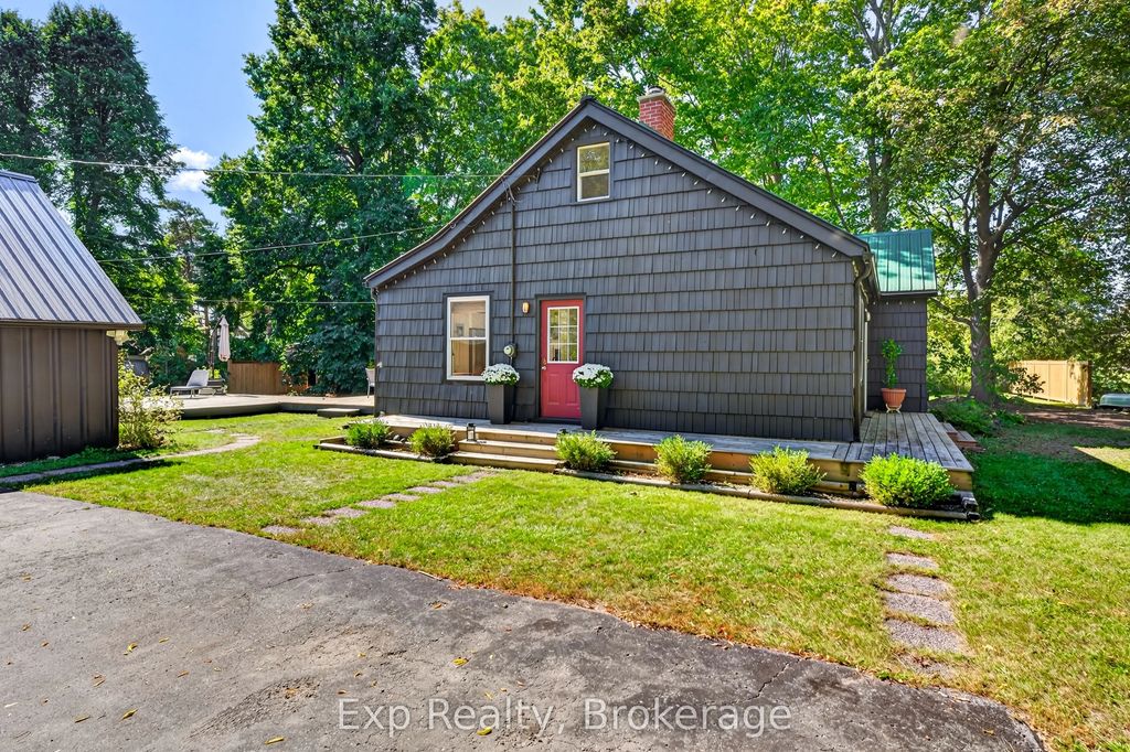 22625 Loyalist Parkway 10, Quinte West