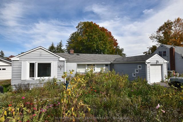 726 Fairbairn Street, Peterborough