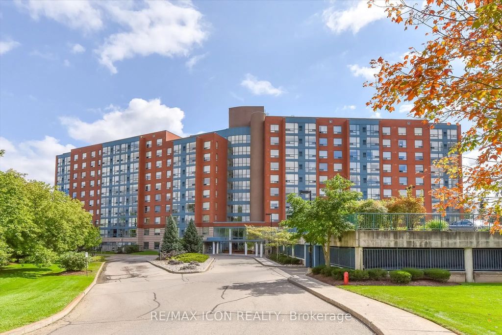 55 Blue Springs Drive 311, Waterloo