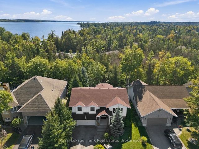 62 Cedartree Lane, Kawartha Lakes