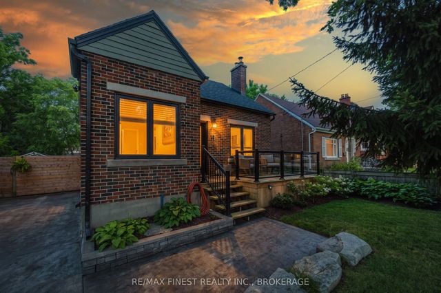 258 College Street, Kingston