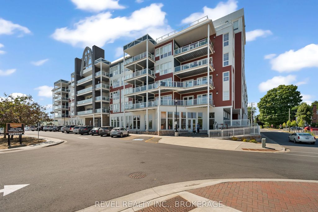 130 Water Street E 14, Gananoque