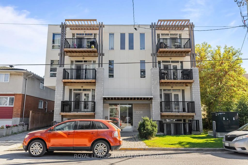 1308 Thames Street 301, Carlington - Central Park