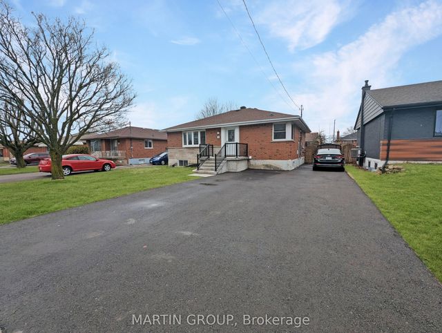 172 Fernwood Crescent Basement, Hamilton